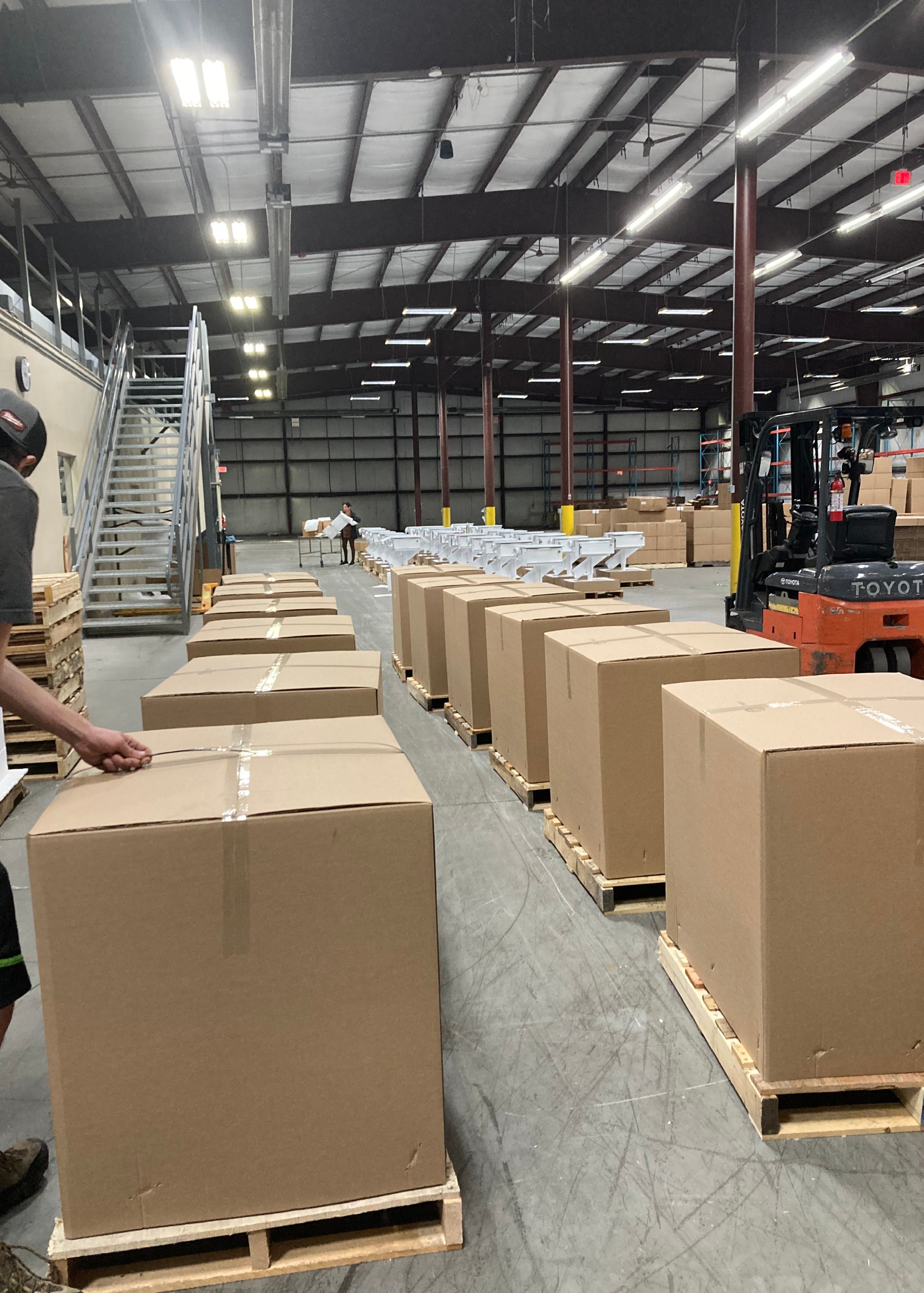 USA Mobile Cart Warehousing and Manufacturing